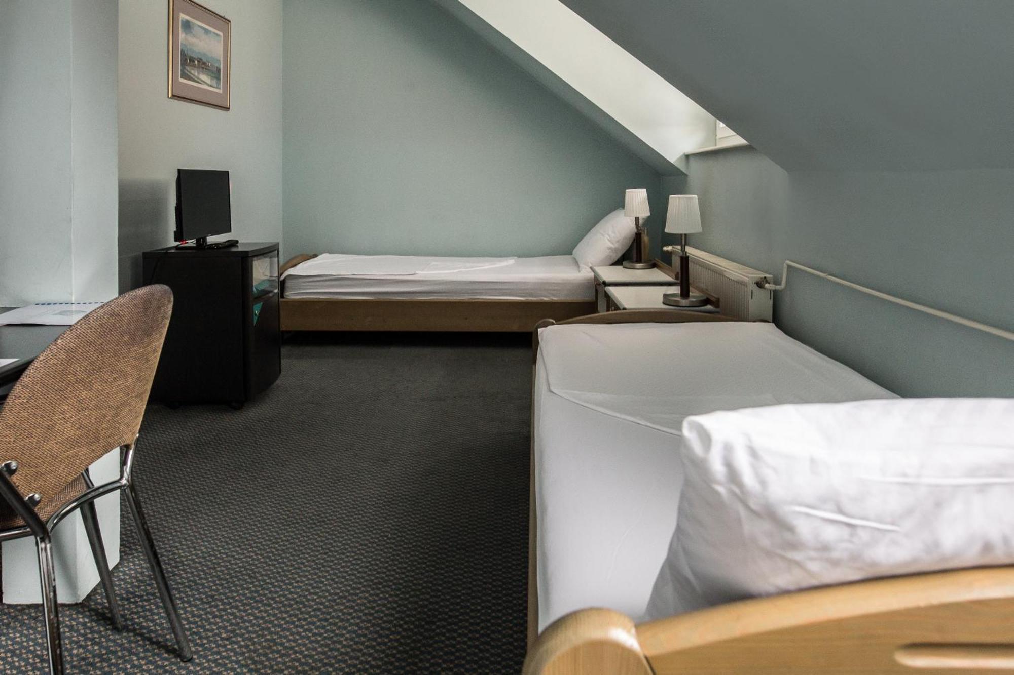 Hotel Carlstadt Karlovac Ruang foto